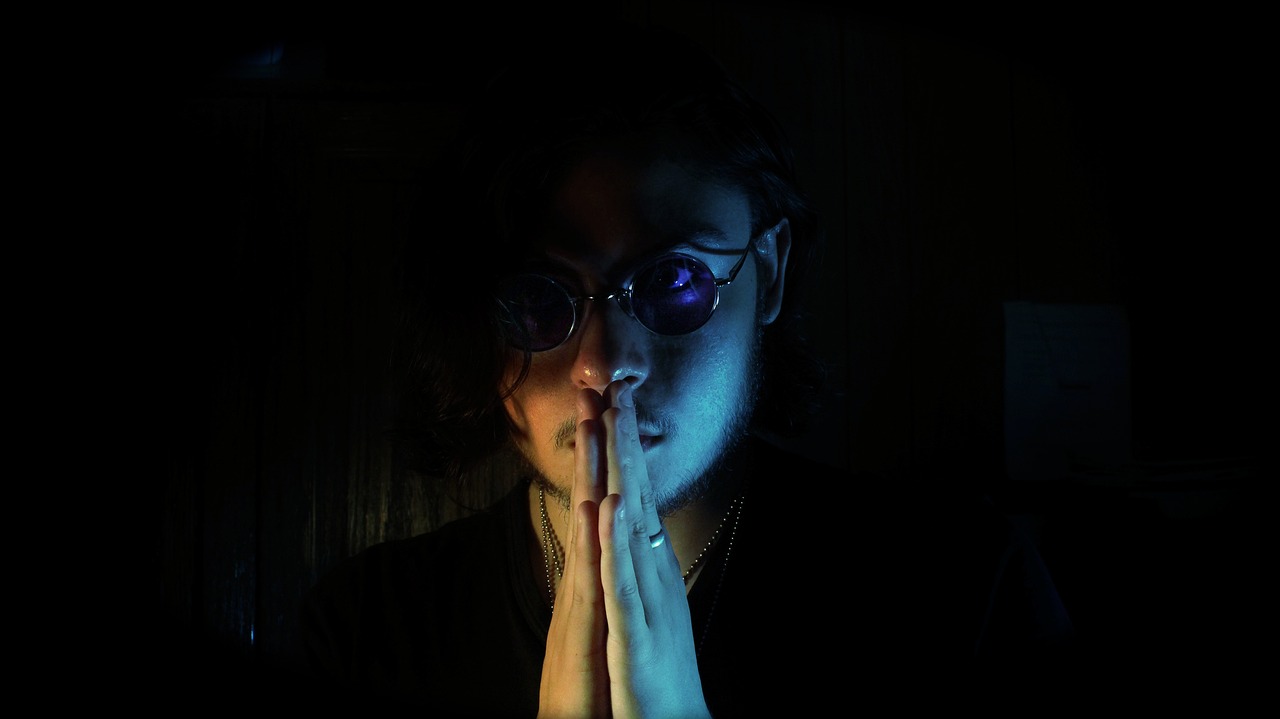 关于性按摩电影的深度探讨与反思，涉黄问题的思考与研究